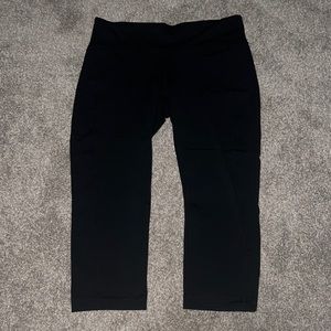 Athleta Revelation Capri Leggings